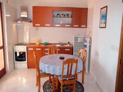 Apartmn 1 (3+2 os), 1. patro, terasa, vhled na mo?e