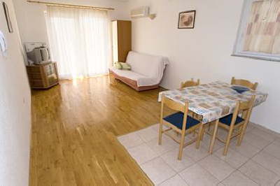 Apartmn 3 pro 2+2 osoby, 1. patro