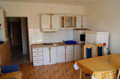 Apartmn 1